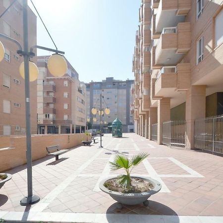 Апартаменти Moderno Apartamento Frente A La Playa Y El Centro Альмерія Екстер'єр фото